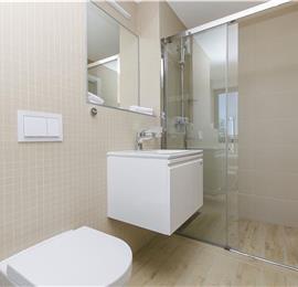 5 bedroom beachfront villa with heated pool near Omis, sleeps 9